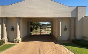 Tamryn Manor Guest House